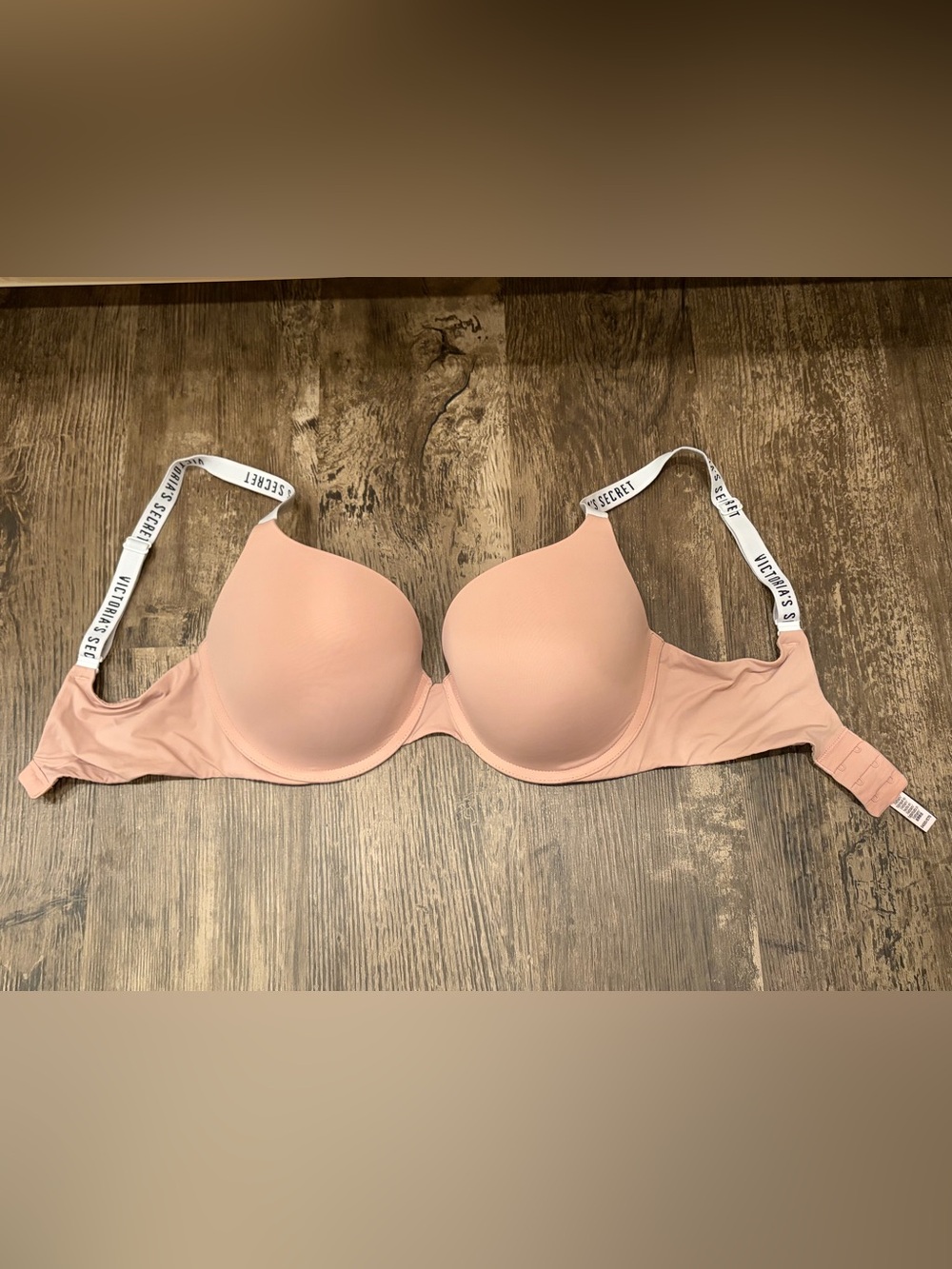Victoria’s Secret T-Shirt Push-Up Full Coverage Bra - 34DD